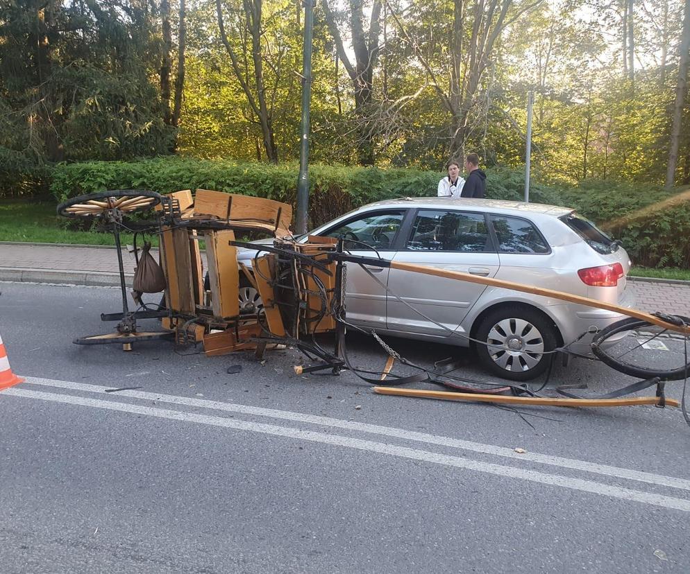 Zakopane. Kraksa auta z konną bryczką. Przykra przygoda turystów z Bliskiego Wschodu. Policja ujawniła przyczynę