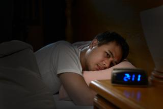 Jak szybko zasnąć? Sposoby na szybkie zasypianie