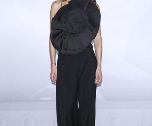 Ekskluzywna premiera z wybranymi gwiazdami. A ciuchy już odsprzedają! I to WIELOKROTNIE drożej. Wstyd?