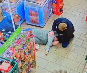 Nagle upadła w Żabce! Policjant z Końskich bohaterem dnia