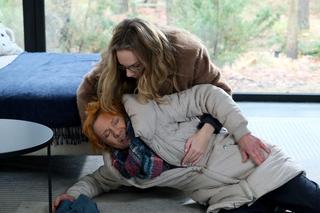 M jak miłość odc. 1806. Sylwia (Hanna Turnau), gosposia Ola (Ewa Kolasińska)