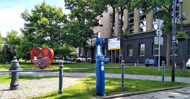 Gliwice prawie jak Zdrój. "Gliwicka z głębin" wróciła na ulice. Bezpieczniejsza niż z kranu?