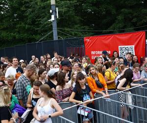 Gigantyczne kolejki przed stadionem. Tak fani czekali na koncert Dawida Podsiadło