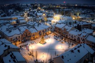Świętokrzyskie z drona. Zobacz znane miejsca w zimowej szacie