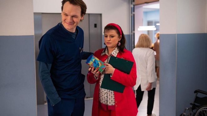 	Na dobre i na złe odc. 958. Tomasz Jacyno (Antoni Sałaj), Halinka (Joanna Jarmołowicz)