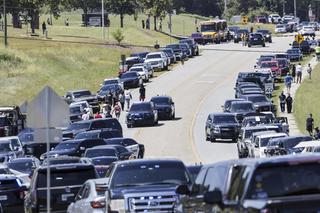 14-latek na święta dostał od ojca broń. Urządził rzeź w szkole! Nie żyją uczniowie i nauczyciele!