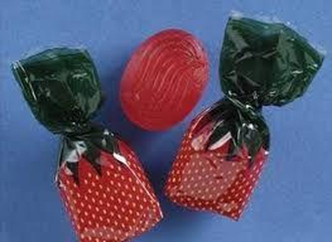 Pamiątki z lat 90. i wczesnych lat 2000