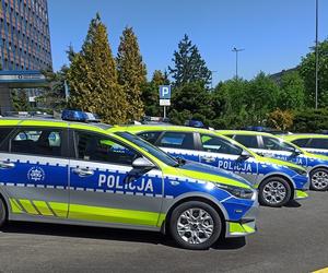 Katowiccy policjanci otrzymali nowe radiowozy