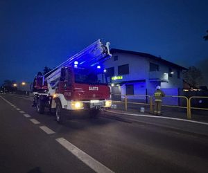 Pożar budynku socjalnego w Człuchowie. Ewakuacja mieszkańców