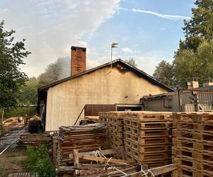 Potężny pożar stolarni koło Lublina. Straty oszacowano na 2 mln zł!