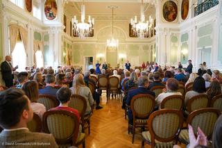 Białystok. Pary świętowały złote gody. Prezydent wręczył małżonkom medale [ZDJĘCIA]