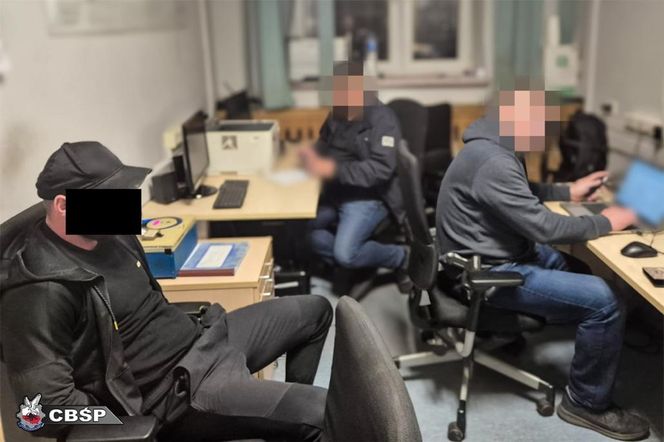 „Łowcy Cieni” w akcji, trzech groźnych przestępców zatrzymanych, w tym jeden na Mazowszu