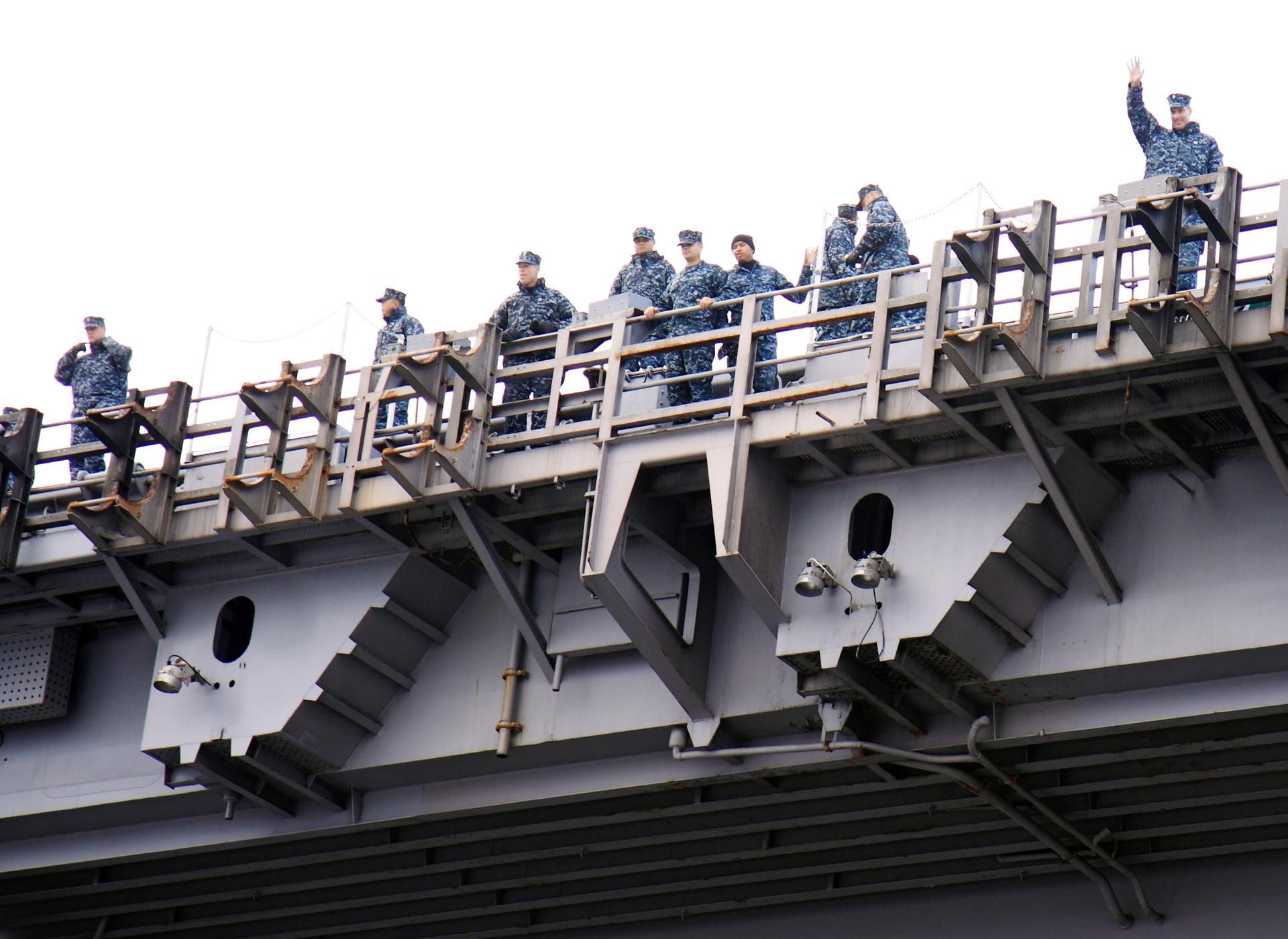 Gdy trzeba wyżywić 5-tysięczną załogę  lotniskowca “Nimitz”