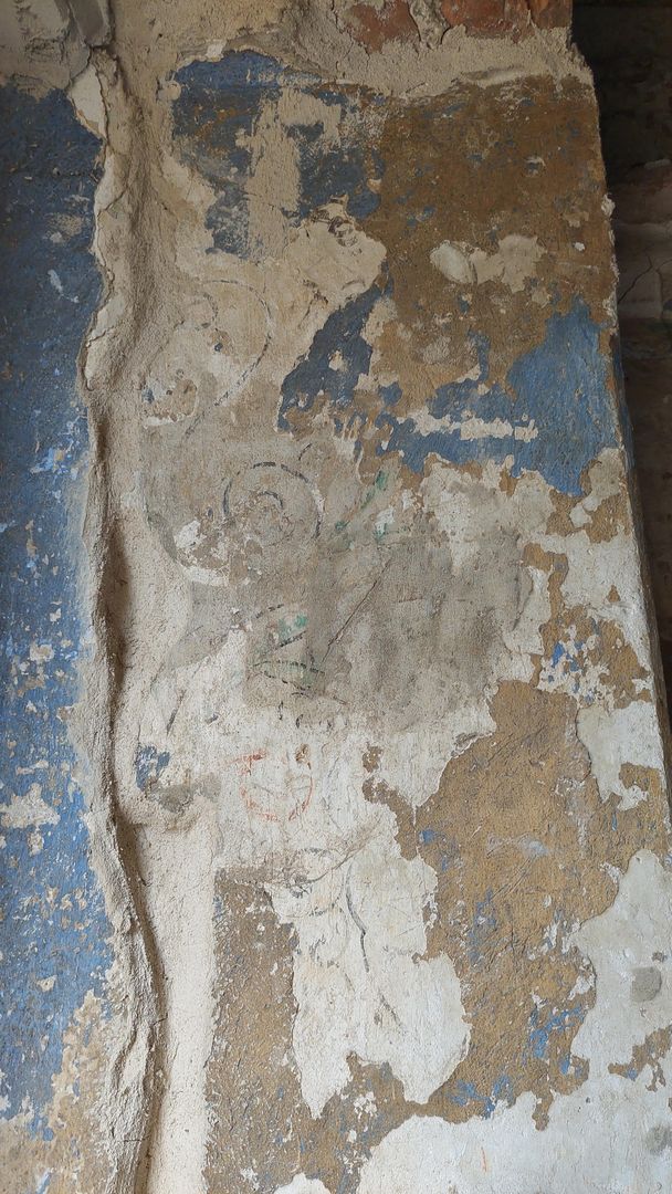 Baszta w Nowych Kicharach (gm. Dwikozy) w trakcie remontu