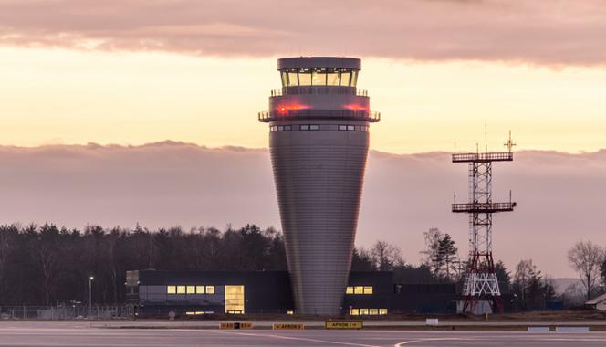 Wieża kontroli lotów w Katowicach