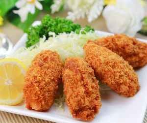 Pokrój, zwiń i usmaż. Azjatyckie kotleciki schabowe to pyszny obiad dla całej rodziny 