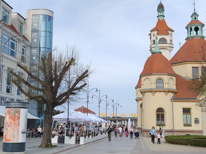 Wielkanoc w Sopocie. Tłumy turystów przyjechały, by spędzić święta nad morzem 