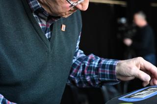 Spotkanie z bohaterami zdjęć odnalezionych po 50 latach w piwnicy MDK „Łazienkowska”