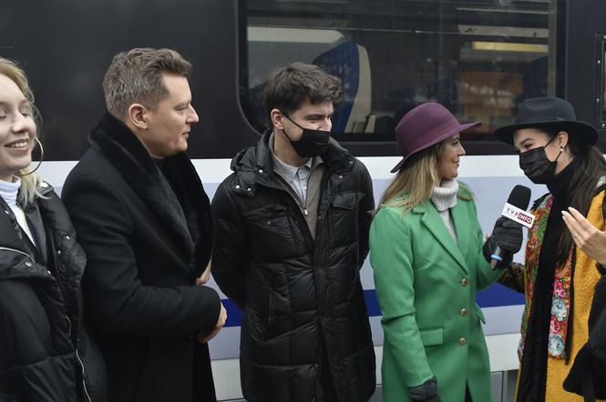 Sylwester Marzeń: Gwiazdy TVP przyjechały pociągiem do Zakopanego