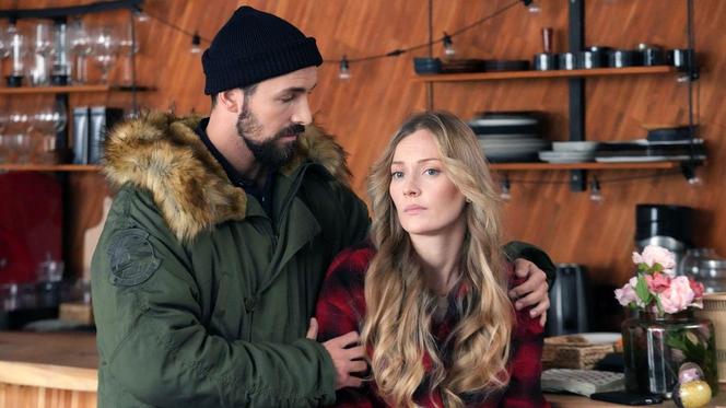 	Barwy szczęścia odc. 2984. Renata (Anna Mrozowska), Marcin Kodur (Oskar Stoczyński)