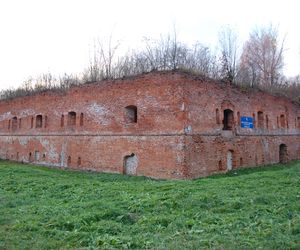 Reduta Napoleona w kompleksie twierdzy Modlin