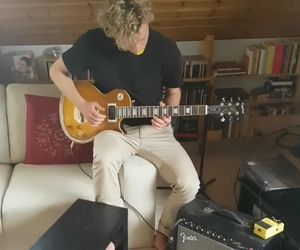 Piłkarz z gitarą byłby dla niej parą... Kapitan mistrza Islandii to człowiek wielu talentów, zaskoczy Lecha?