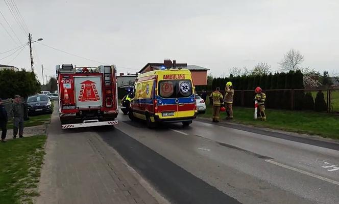 Wręczyca Wielka: 16-latek potrącony, gdy wysiadał z samochodu. Trafił do szpitala