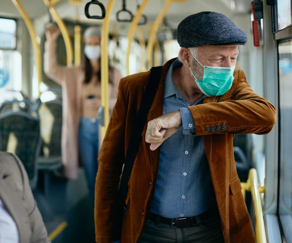 Kaszel covidowy - jak go rozpoznać