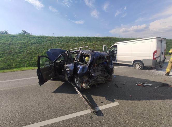 Wypadek na autostradzie A4 w powiecie strzeleckim