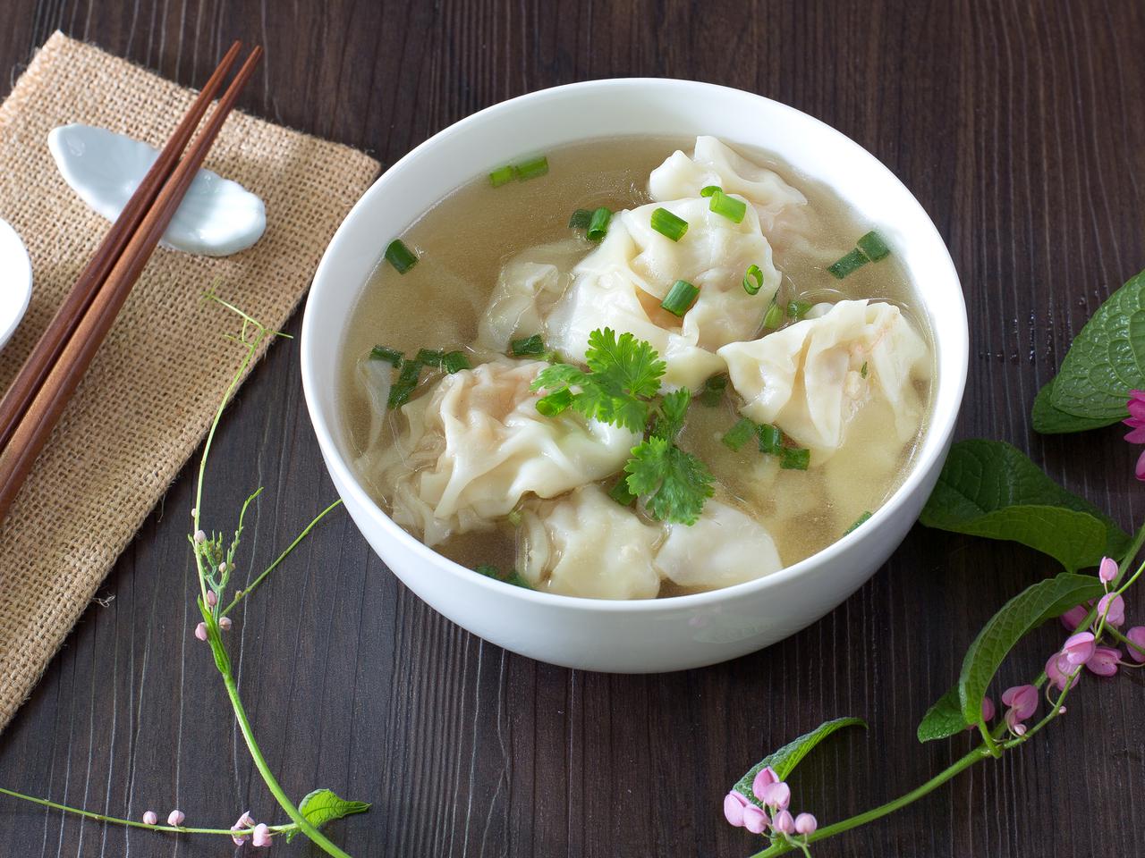 Chińskie pierożki wonton. Gdzie można je zjeść w Warszawie?