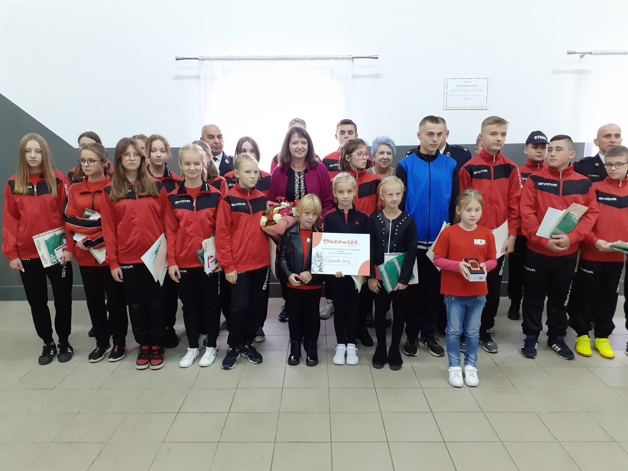 Od 104 lat dbają o bezpieczeństwo mieszkańców. Pomogą im dzieci i młodzież [WIDEO, AUDIO, FOTO]