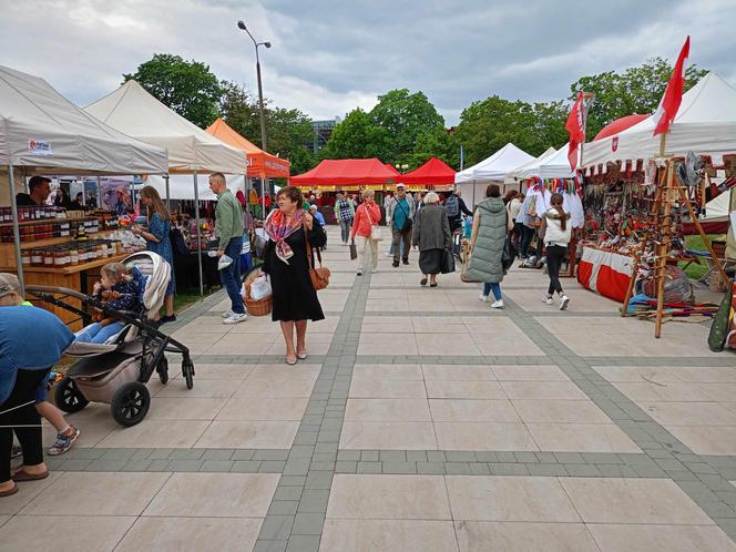 Stoiska wystawców podczas Jarmarku św. Stanisława można odwiedzać w godz. 10.00-18.00 w dn. 10 i 11 maja