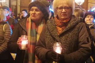 Manifestacja w obronie sądownictwa na Rynku Staromiejskim w Toruniu