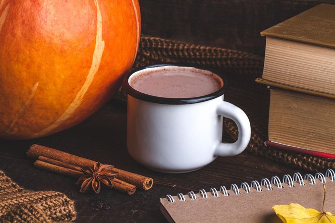Zamiast „pumpkin spice latte” piję ten koktajl. Naturalnie dodaje sił i wspiera odchudzanie