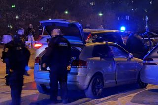 Warszawa. Strzelanina na Białołęce. Trzech mężczyzn z audi zatrzymanych pod pościgu [ZDJĘCIA].