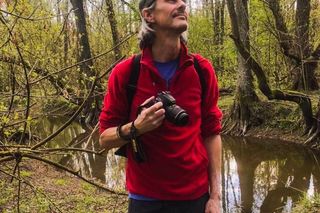 Zniknął po cichym rozwodzie z Chylińską. Tak dziś wygląda były mąż gwiazdy - Kris Krysiak