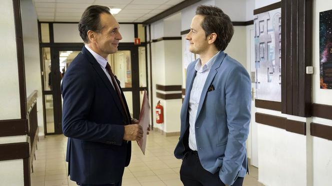 Barwy szczęścia, odc. 2048. Władek (Przemysław Stippa), Bednarek (Wojciech Skibiński)