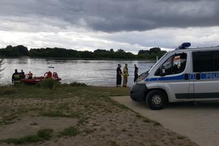 Znaleziono zwłoki nad Wisłą w Grudziądzu. Trwa akcja policji i straży pożarnej