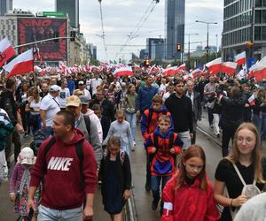 Zdjęcia z Marszu Powstania Warszawskiego