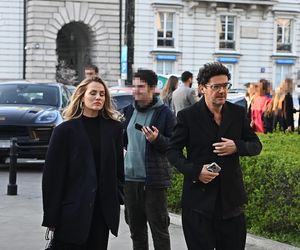 Kuba Wojewódzki z partnerką  na premierze Hamleta