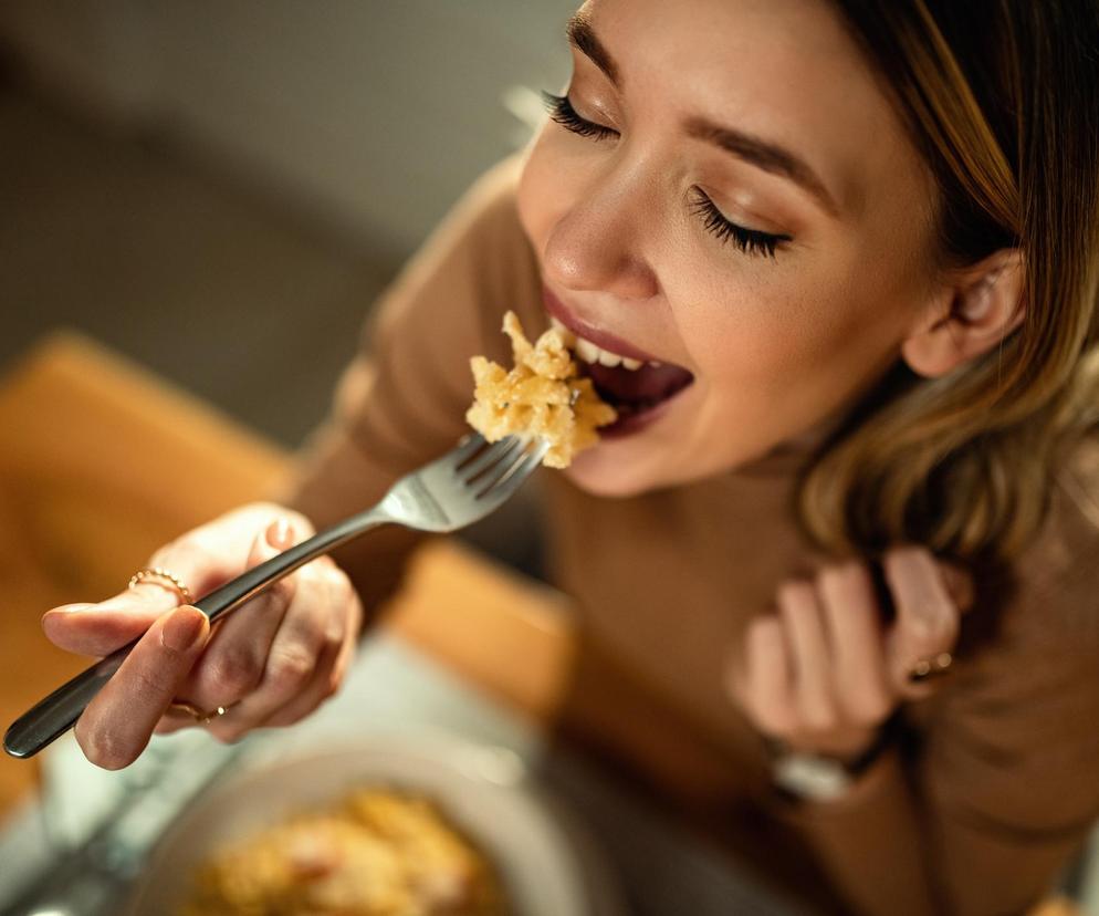 Jak dojść do siebie po rozstroju żołądka? Ta dieta może być w tym pomocna 