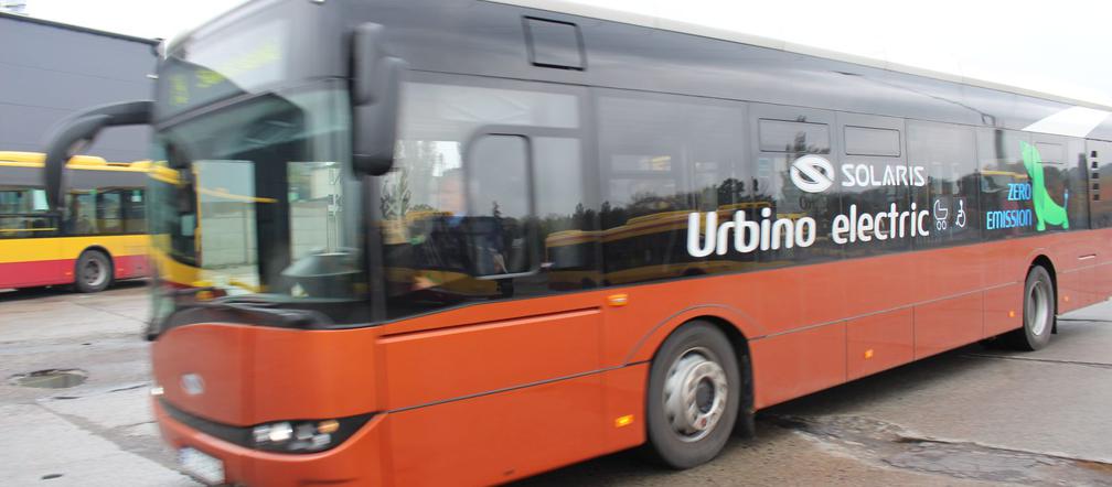 Elektryczny autobus Solaris Urbino na ulicach Łodzi