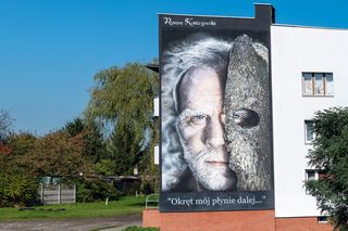 W Bytomiu powstał mural Romana Kostrzewskiego. Możemy go zobaczyć jadąc drogą krajową