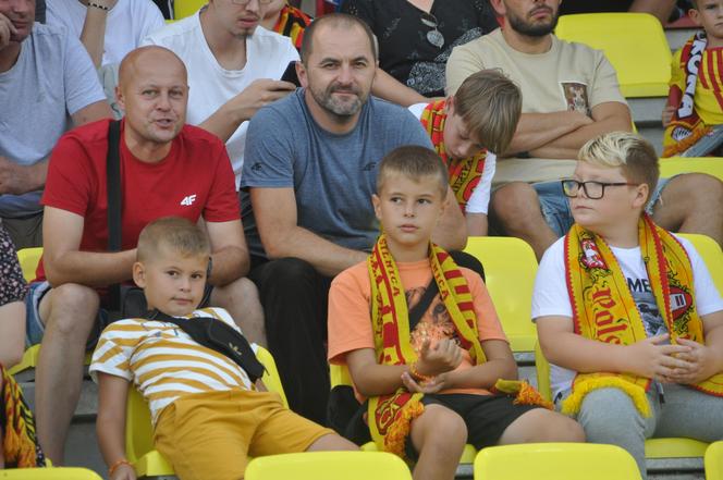 Korona Kielce - Cracovia. Zdjęcia kibiców podczas meczu. 10 sierpnia 2024