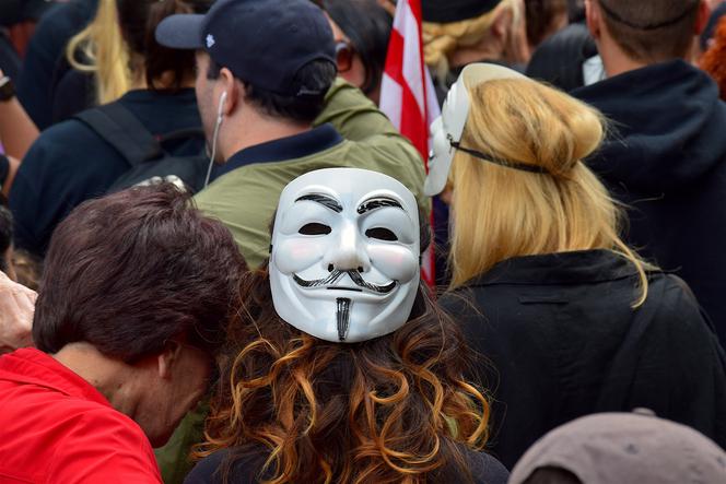 Nowy Sącz. Nie wierzą w epidemię koronawirusa! Kiedy protest przeciwko obostrzeniom?