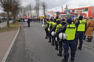 V Marsz Żołnierzy Wyklętych przeszedł przez Hajnówkę. Protestowali Obywatele RP