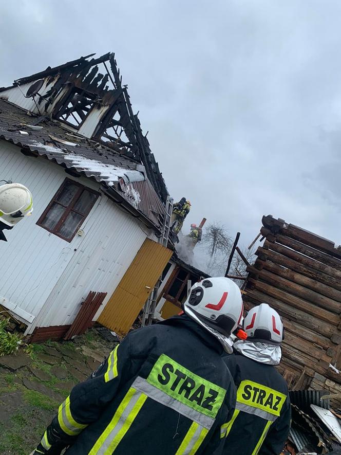 Niedźwiedź. Tragiczny pożar domu jednorodzinnego. 48-latek nie zdążył uciec przed płomieniami