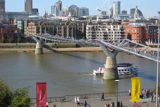 Most dla pieszych Millenium, Londyn, proj. Foster and Partners