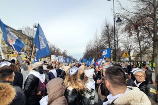 Protest pielęgniarek w Warszawie. Jest petycja do premiera 