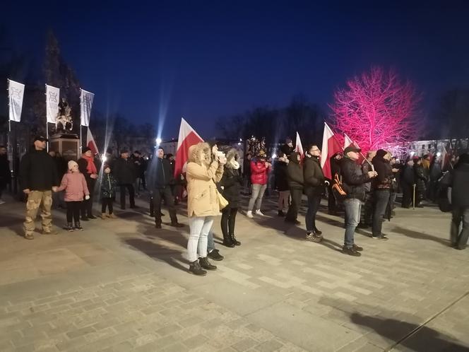 Marsz Pamięci Żołneirzy Wyklętych w Lublinie. Wcześniej odbył się laserowy pokaz